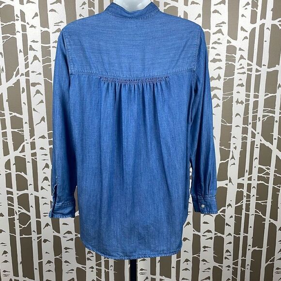LOFT The Softened Blue Linen Blend Chambray Button Down Shirt sz M Petite - Picture 3 of 11